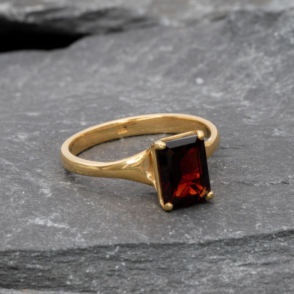 Garnet Ring, January Birthstone, Natural Garnet Rectangle Ring, Silver Ring, Solitaire Engagement Ring, Red Solitaire Ring, Engagement Ring(1)