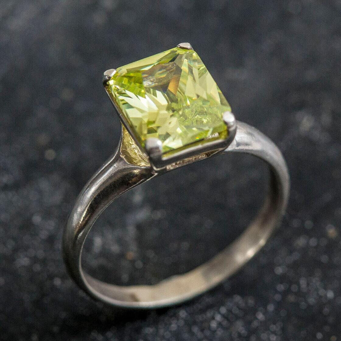 Green Diamond Ring, Lime Green Ring, Solitaire Ring, Green Rectangle Ring, Promise Ring, Statement Ring, Vintage Ring, Solid Silver Ring