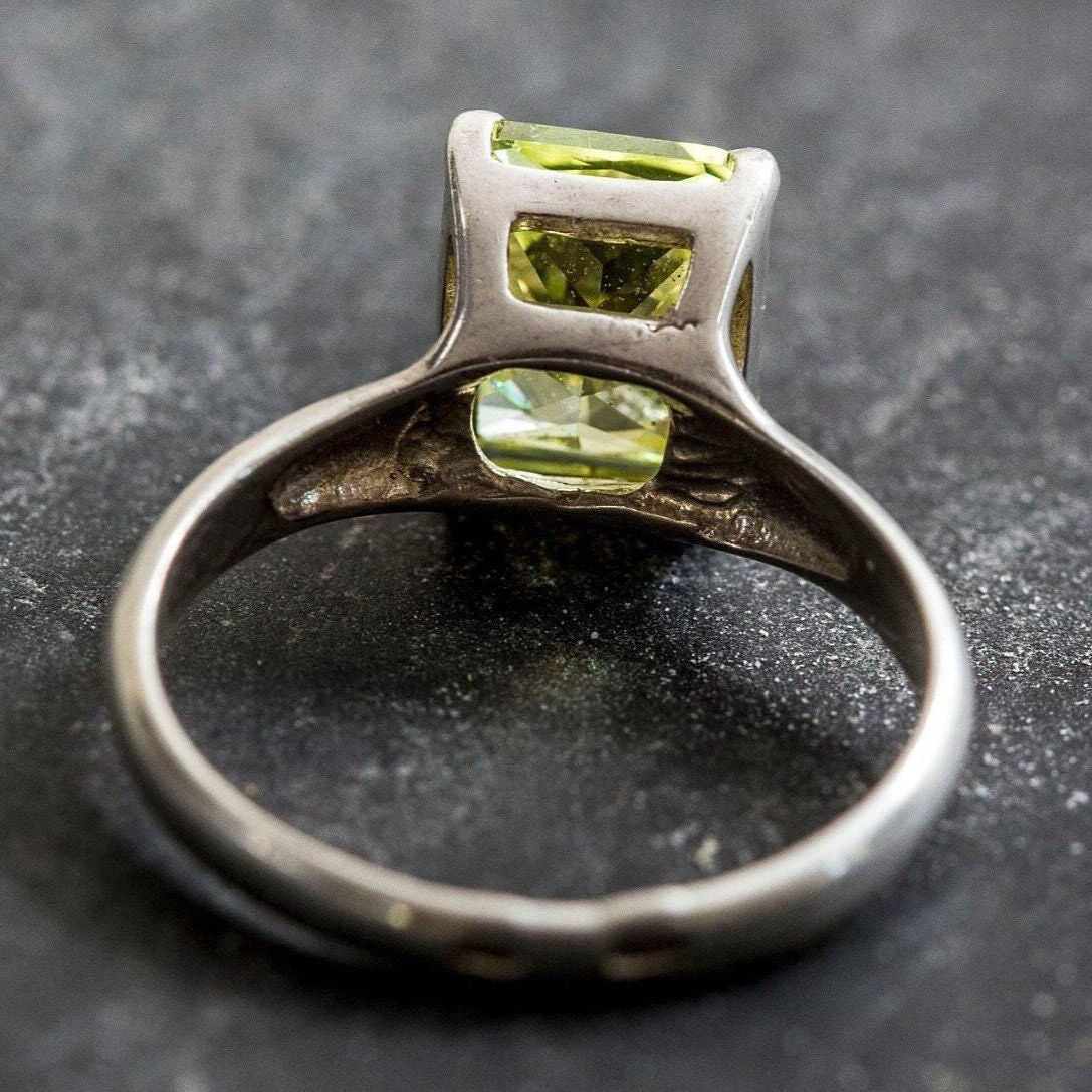 Green Diamond Ring, Lime Green Ring, Solitaire Ring, Green Rectangle Ring, Promise Ring, Statement Ring, Vintage Ring, Solid Silver Ring