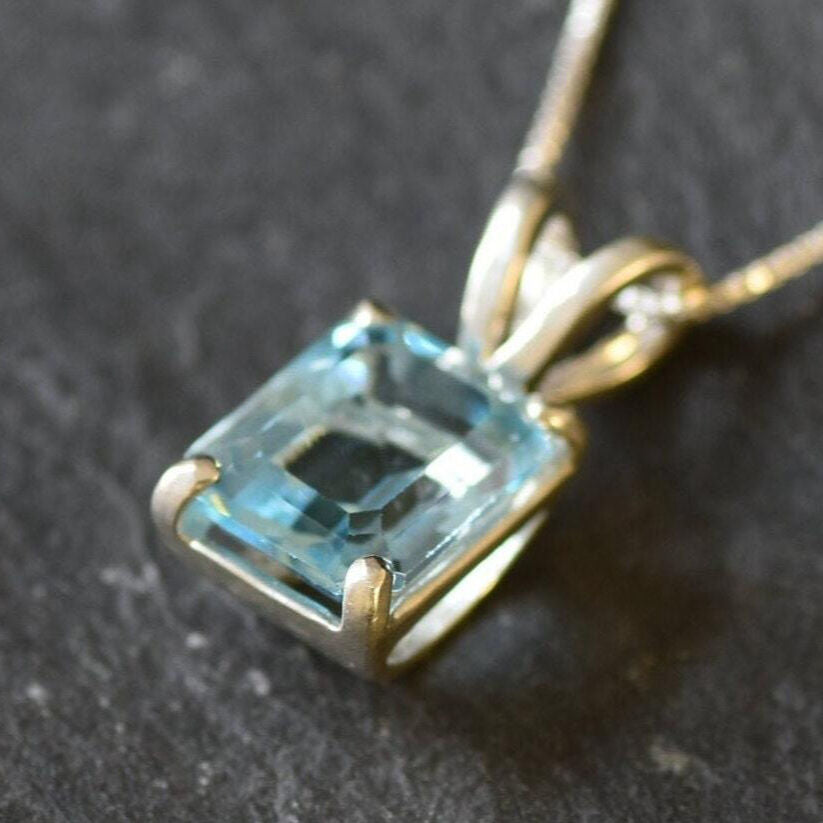 Blue Topaz Pendant, Natural Blue Topaz, December Birthstone, Minimal Pendant, Blue Square Pendant, Blue Diamond Pendant, 925 Sterling Silver