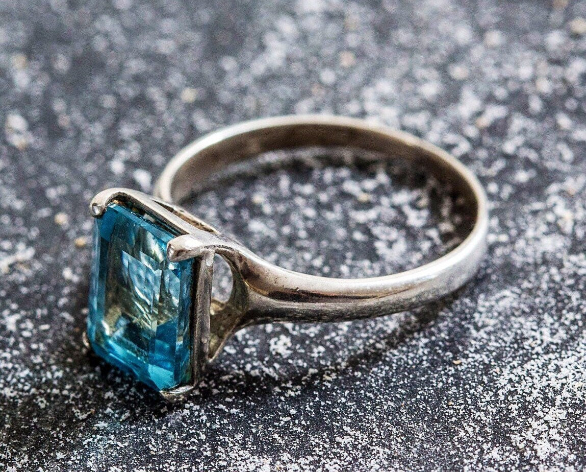 Square Ring, Blue Topaz Ring, Natural Blue Topaz, Vintage Rings, December Birthstone, Blue Ring, December Ring, Solid Silver Ring, Topaz