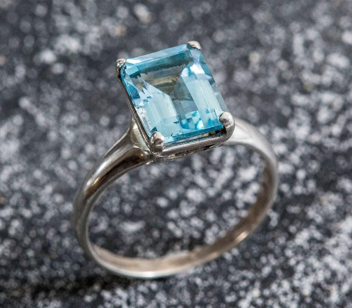 Square Ring, Blue Topaz Ring, Natural Blue Topaz, Vintage Rings, December Birthstone, Blue Ring, December Ring, Solid Silver Ring, Topaz