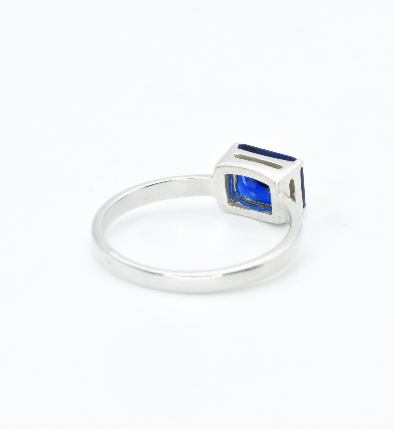 Baguette Sapphire Ring, Blue Solitaire Ring, Horizontal Sapphire Ring back view