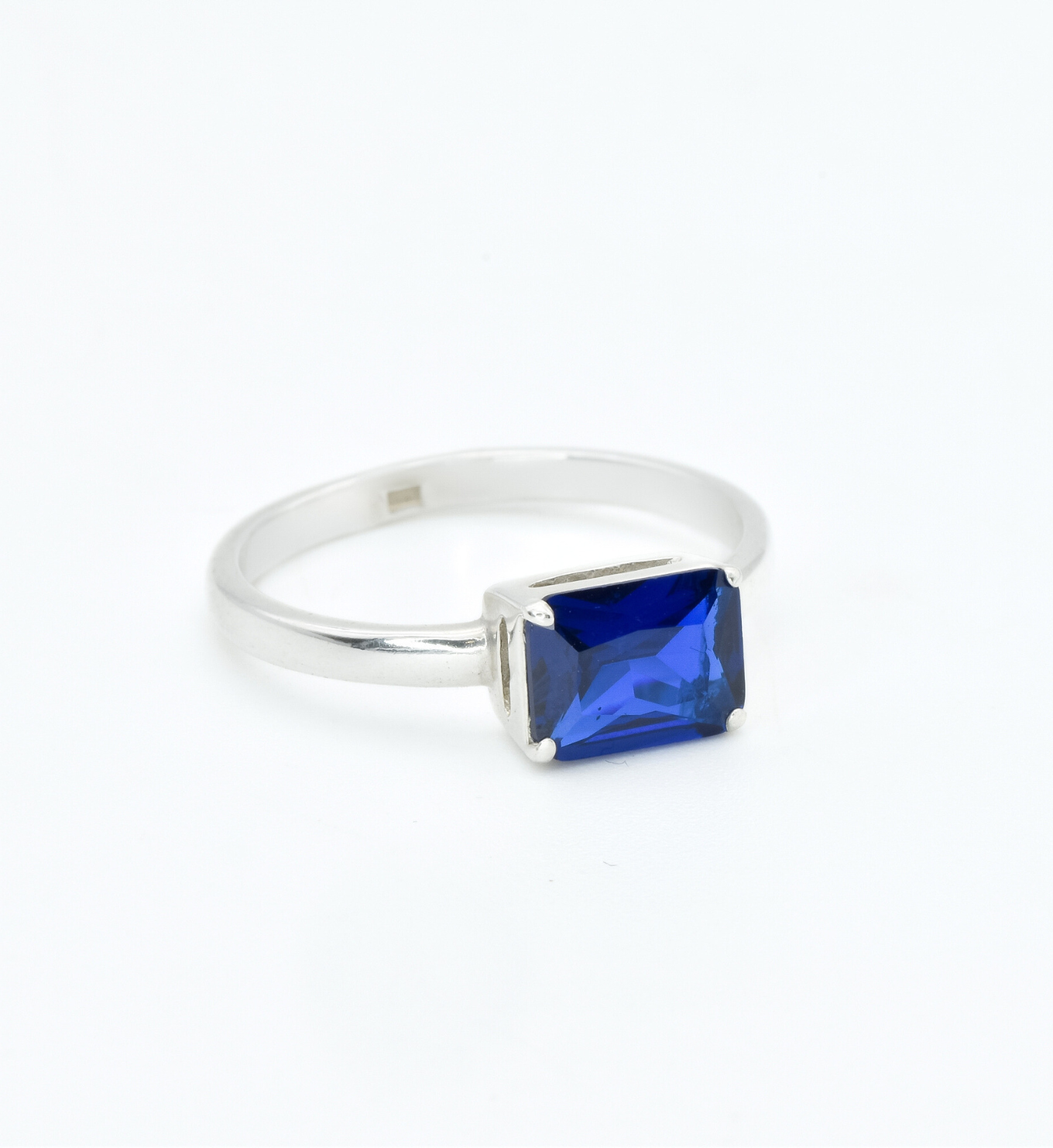 Baguette Sapphire Ring, Blue Solitaire Ring, Horizontal Sapphire Ring in side setting